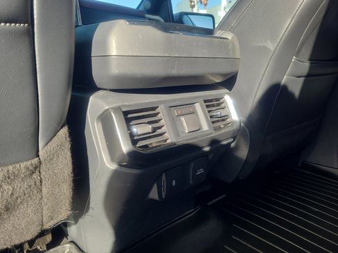 Certified 2021 Ford F150 Lariat w/ Equipment Group 502A High image 32