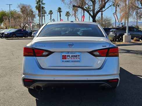 Used 2020 Nissan Altima 2.5 SR FWD image 7