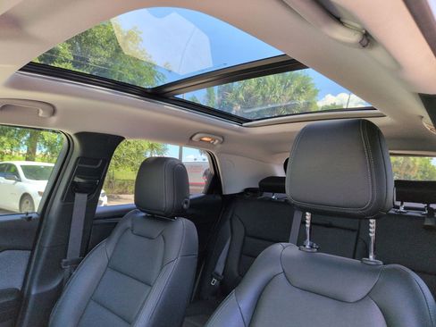 Used 2021 Chevrolet TrailBlazer LT w/ Sun and Liftgate Package FWD image 19