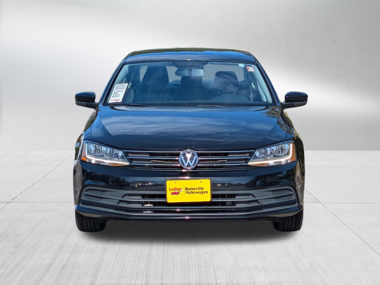 Used 2017 Volkswagen Jetta S FWD image 2