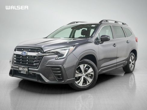 Used 2025 Subaru Ascent Premium AWD/4WD image 1