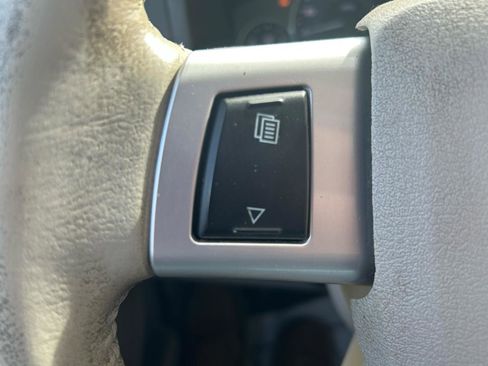 Used 2008 Jeep Commander Limited image 20