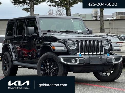 Used 2022 Jeep Wrangler Unlimited Sahara image 1