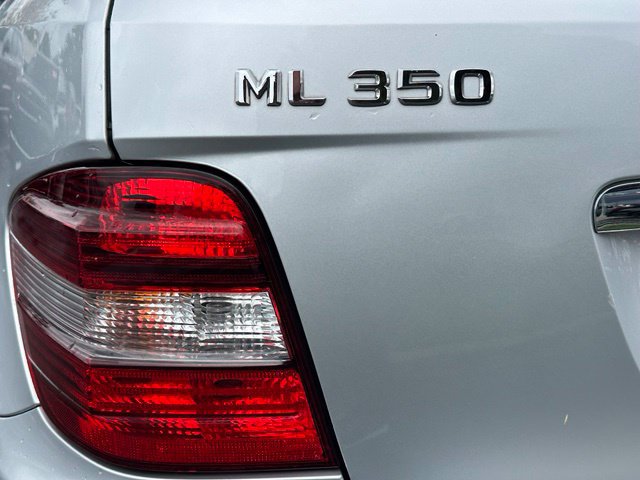 Used 2011 Mercedes-Benz ML 350 4MATIC image 11