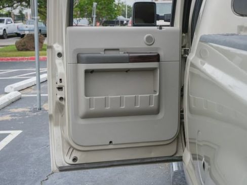 Used 2008 Ford F250 Lariat RWD image 39