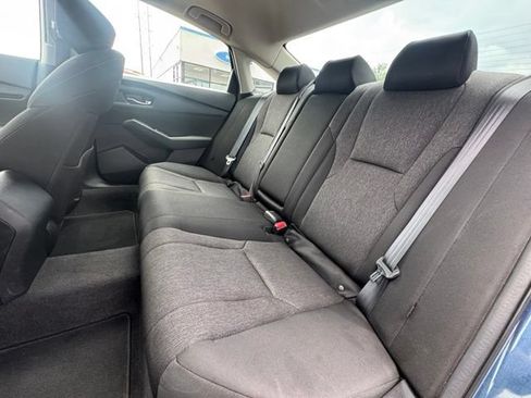 Used 2024 Honda Accord EX image 12