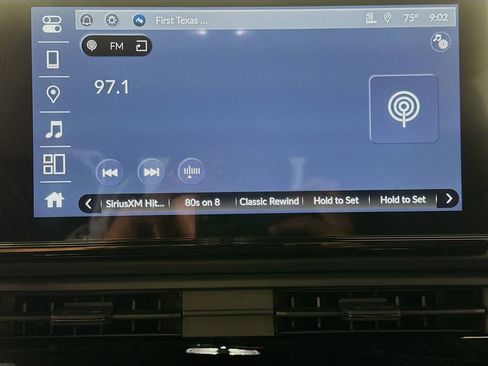 Certified 2024 Honda Prologue EX image 17