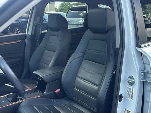 Used 2021 Honda CR-V Touring image 10