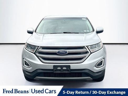 Used 2018 Ford Edge Titanium AWD/4WD image 2