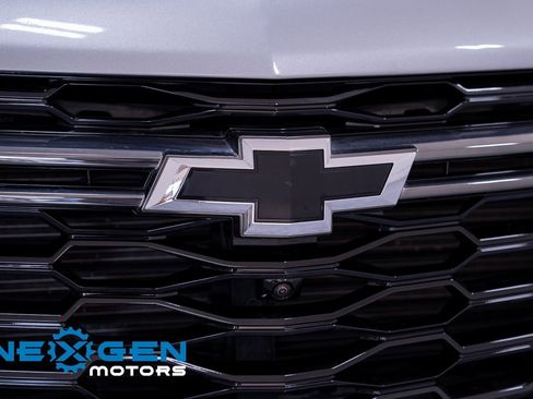 Used 2023 Chevrolet Traverse RS w/ LPO, Floor Liner Package image 30