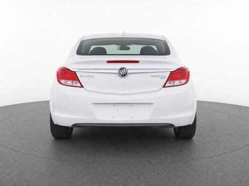 Used 2011 Buick Regal CXL w/ RL2 Preferred Equipment Group FWD image 7