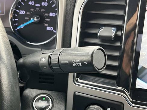 Used 2022 Ford F350 Lariat w/ Lariat Ultimate Package image 44