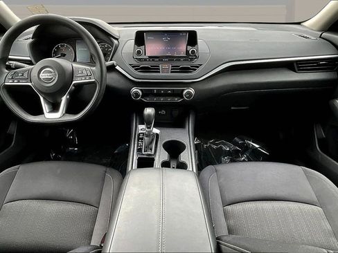 Used 2022 Nissan Altima 2.5 S image 9