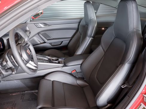 Used 2025 Porsche 911 Carrera S image 5