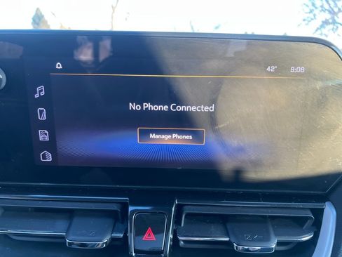 Used 2025 Chevrolet TrailBlazer LT w/ Convenience Package image 15