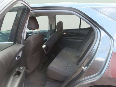 Used 2020 Chevrolet Equinox LT FWD image 6