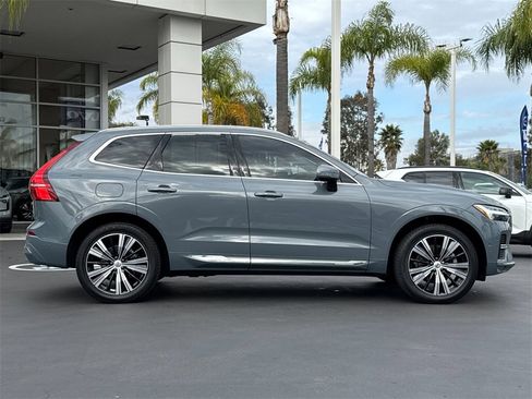 Certified 2023 Volvo XC60 B5 Plus w/ Climate Package image 6