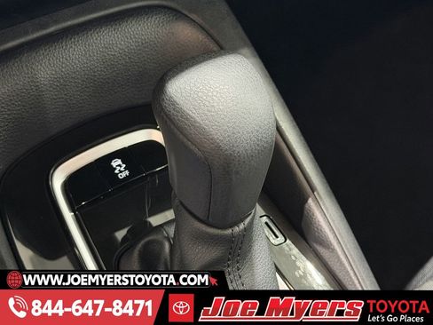Used 2026 Toyota Corolla LE image 21