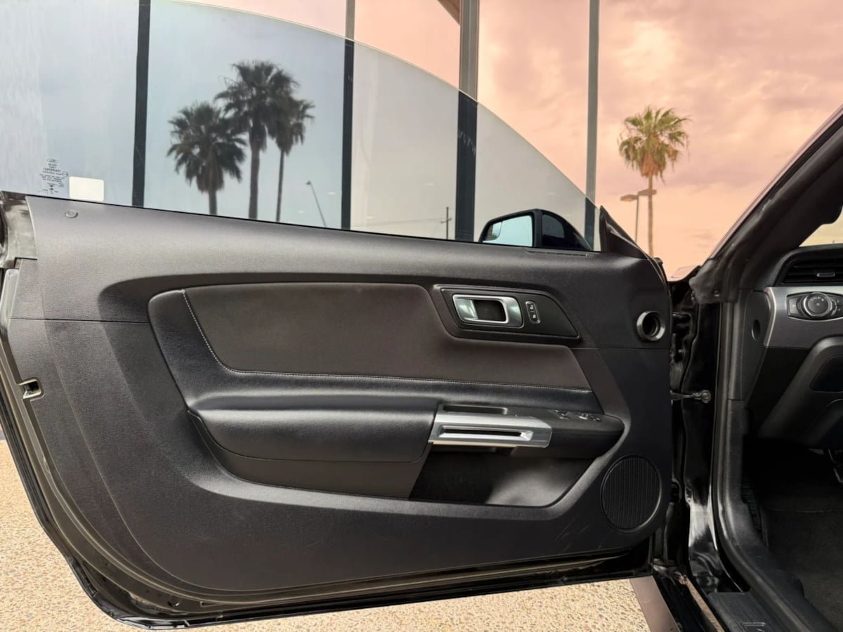 Used 2019 Ford Mustang GT RWD image 33