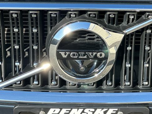 Used 2022 Volvo V60 T5 Cross Country w/ Advanced Package image 39