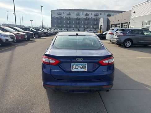 Used 2014 Ford Fusion SE image 8