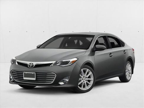 Used 2013 Toyota Avalon XLE Touring FWD image 1