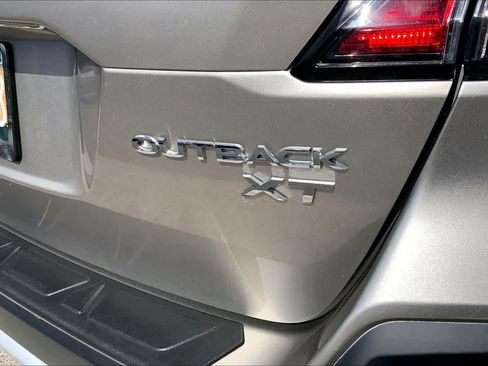 Used 2020 Subaru Outback Limited XT AWD/4WD image 7