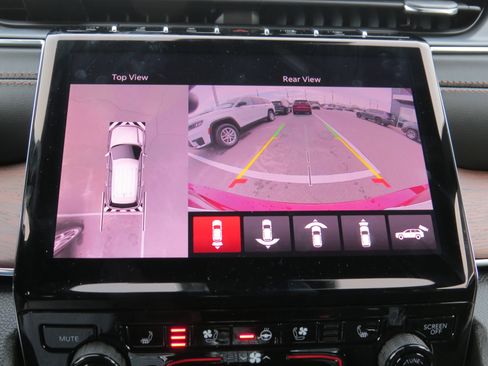 New 2025 Jeep Grand Cherokee L Summit image 32