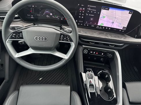 New 2025 Audi Q5 Premium Plus image 13