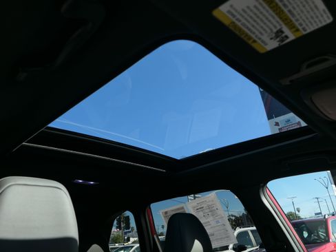 Certified 2025 Subaru Forester Limited image 25