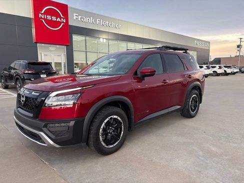 Used 2024 Nissan Pathfinder Rock Creek AWD/4WD image 1