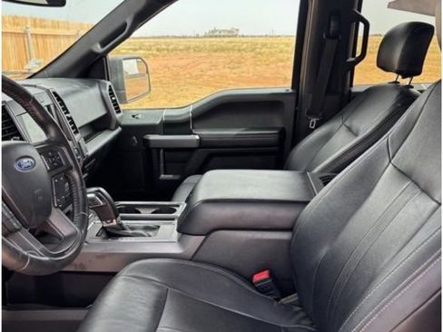 Used 2019 Ford F150 XLT w/ Equipment Group 302A Luxury AWD/4WD image 6