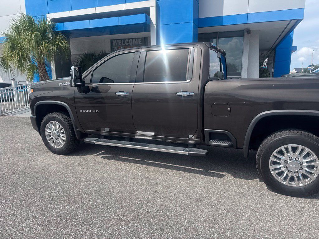 Used 2020 Chevrolet Silverado 2500 High Country w/ Technology Package AWD/4WD image 7