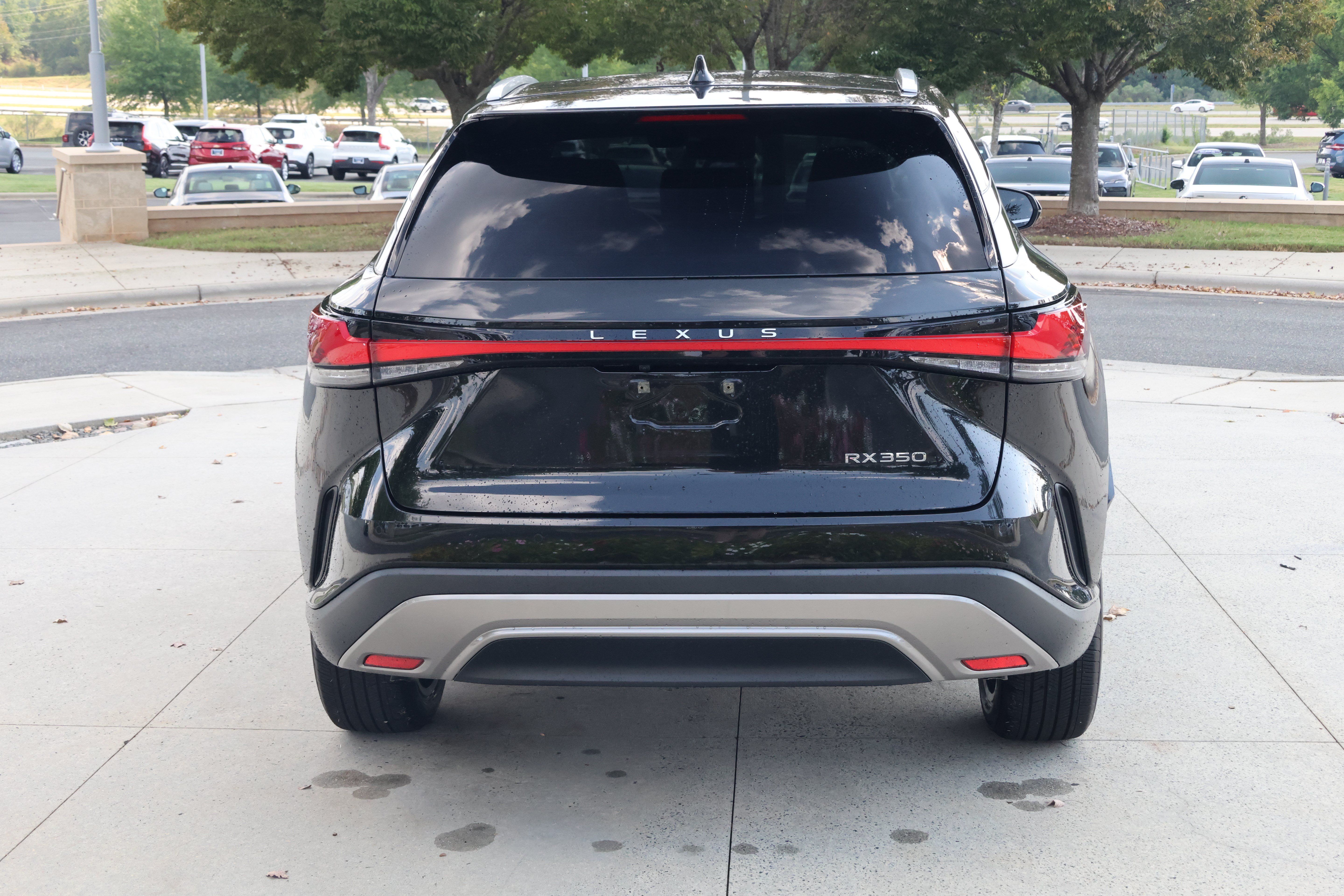 Used 2024 Lexus RX 350 Premium Plus w/ Convenience Package FWD image 8