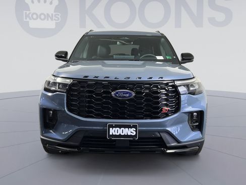 New 2026 Ford Explorer ST w/ Sun And Sound Package image 11