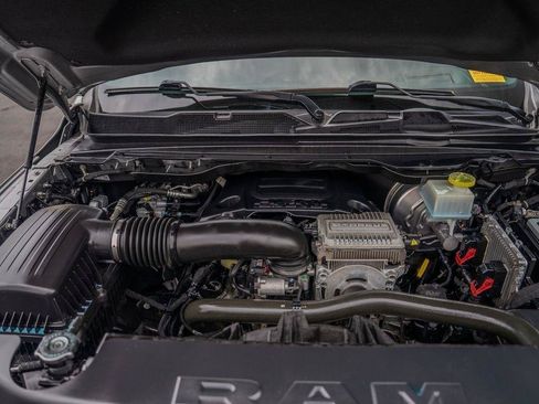 Used 2022 RAM 1500 Big Horn AWD/4WD image 11