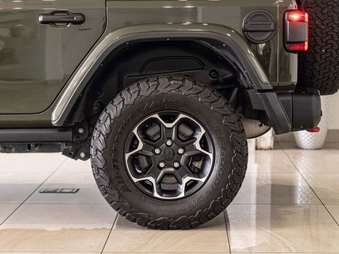 Used 2023 Jeep Wrangler Unlimited Rubicon w/ Dual Top Group AWD/4WD image 8