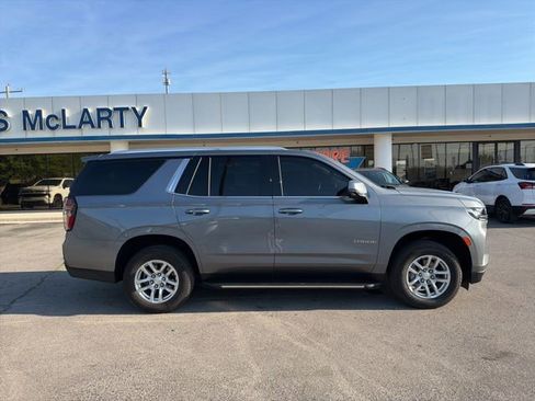Used 2022 Chevrolet Tahoe LT w/ Luxury Package image 3