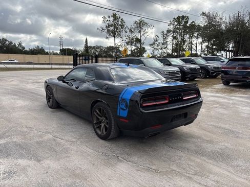 Used 2022 Dodge Challenger R/T Scat Pack w/ Shaker Package image 3
