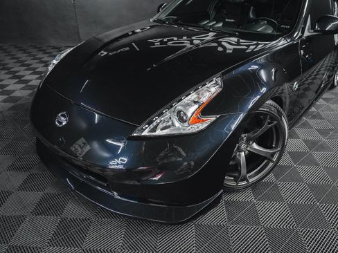 Used 2013 Nissan 370Z NISMO image 3