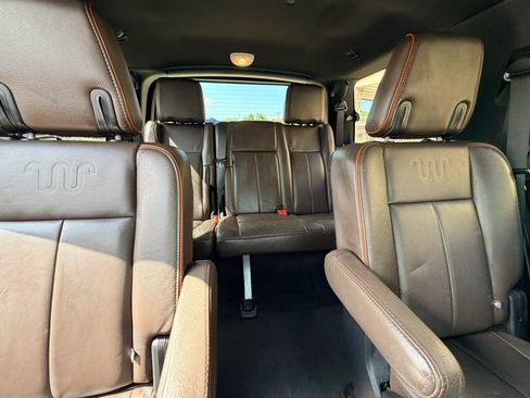 Used 2017 Ford Expedition King Ranch RWD image 12