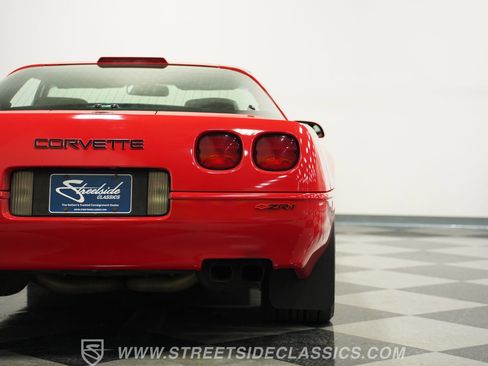 Used 1991 Chevrolet Corvette ZR-1 image 26