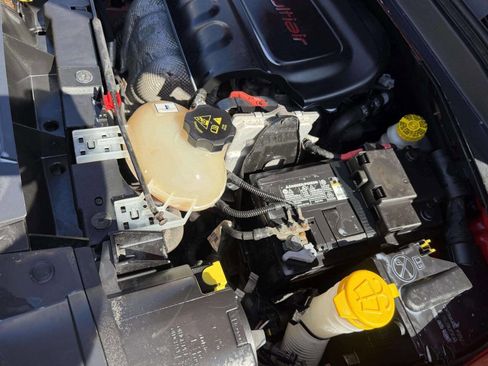 Used 2015 Jeep Renegade Trailhawk w/ Popular Equipment Group image 31