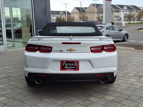 Used 2023 Chevrolet Camaro LT image 4