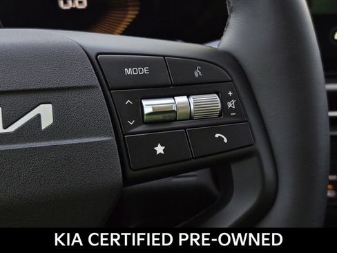 Certified 2026 Kia Sportage EX w/ EX Panorama Roof Package FWD image 30