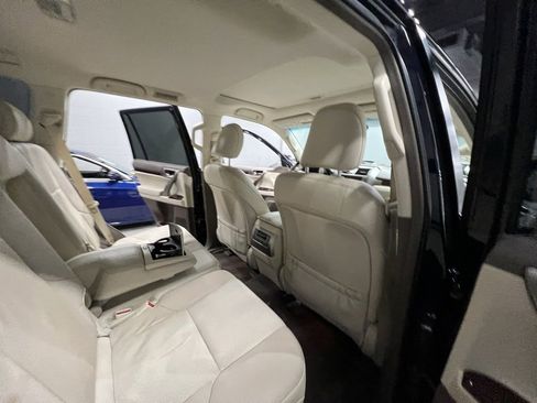 Used 2018 Lexus GX 460 Premium w/ Premium Package image 31