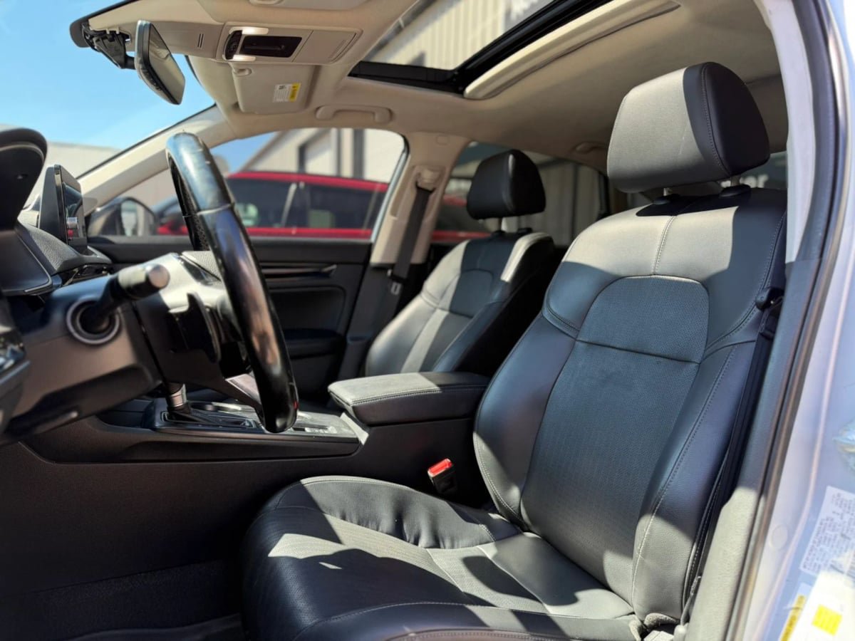 Used 2022 Honda Civic Touring image 18
