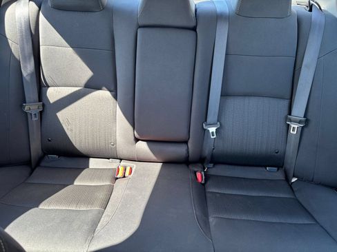 Used 2025 Nissan Altima 2.5 SV FWD image 38