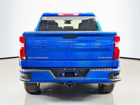 Used 2023 Chevrolet Silverado 1500 Custom image 6
