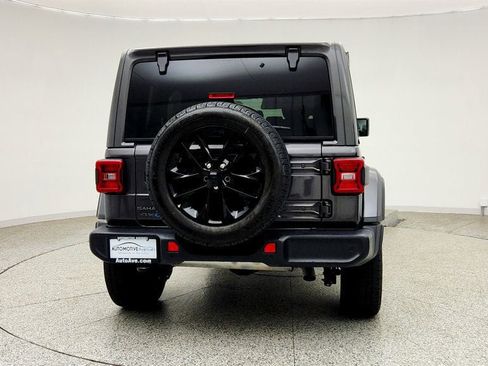 Used 2025 Jeep Wrangler Unlimited Sahara w/ Safety Group AWD/4WD image 6
